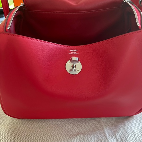 Brand New In Box Hermes Lindy size 26 - Picture 4 of 11